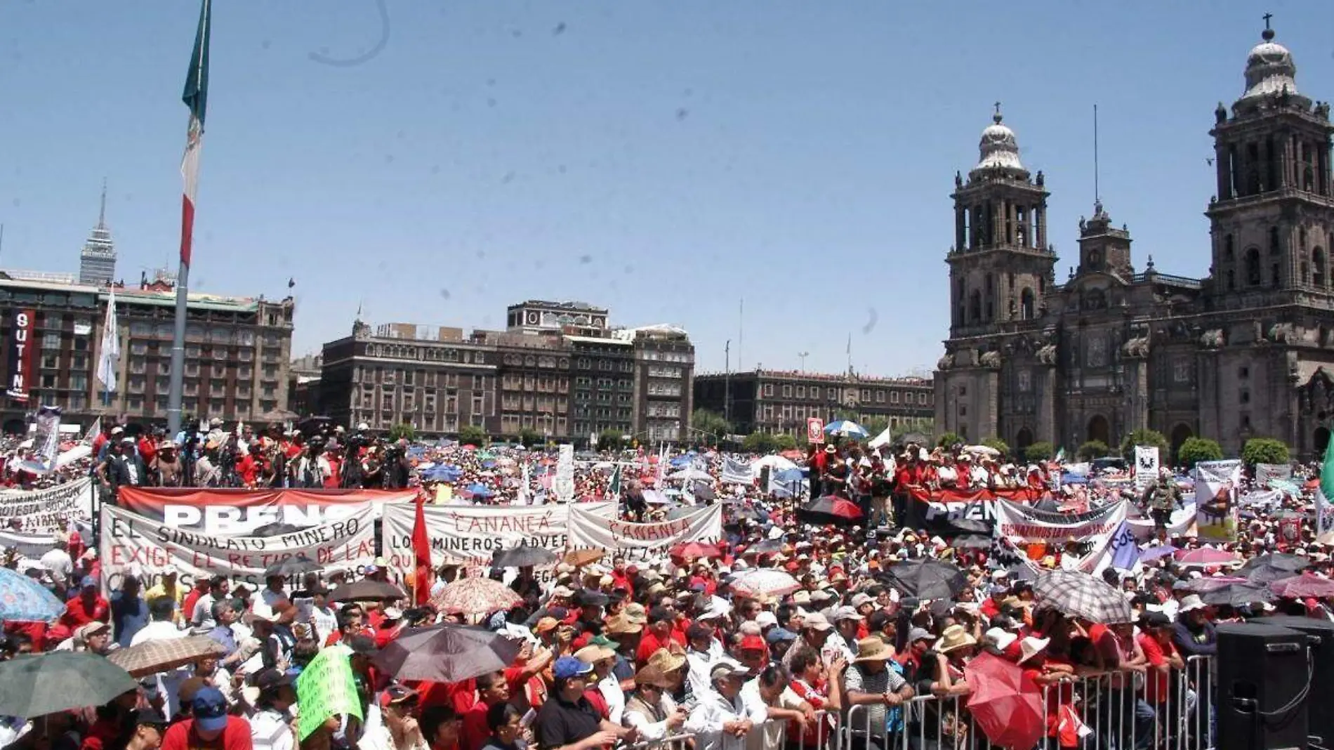 Suspenden marcha del dia del trabajo